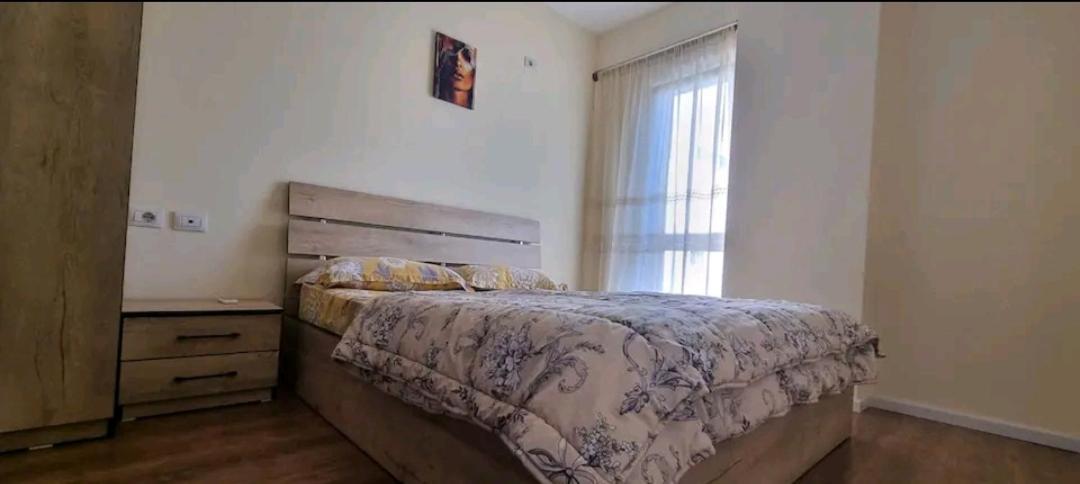 New & Great Located Apartment Near Center Tirana Extérieur photo